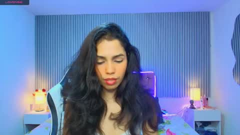 princess_skinny18 online show from June 8, 1:28 am