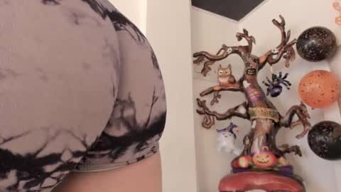 princess_tokyo_ online show from October 30, 4:46 am