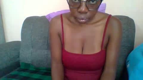 princessg63 online show from February 24, 5:43 am