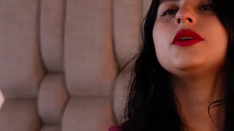 Lu online show from April 21, 7:32 pm