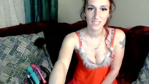 Snapshot of princesspeach304 chatting on December 9, 4:45 am Naomi  online show from December 9, 4:45 am