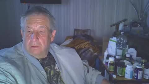 projectorepson online show from April 21, 6:48 pm