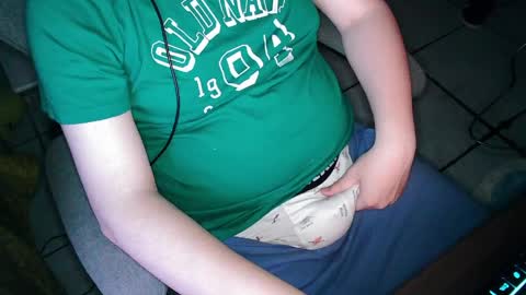 your mysterious man online show from April 10, 3:01 am