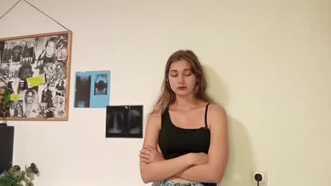 Lily  online show from July 27, 7:17 am