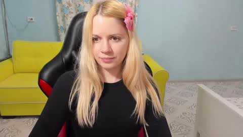 Victoria online show from March 2, 12:43 pm