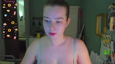 Polly online show from January 26, 3:03 pm