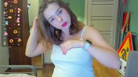 Polly online show from January 14, 1:17 pm