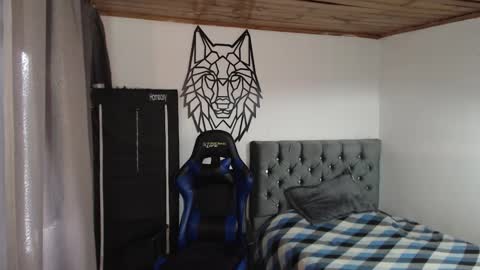 Cris online show from March 9, 7:18 pm