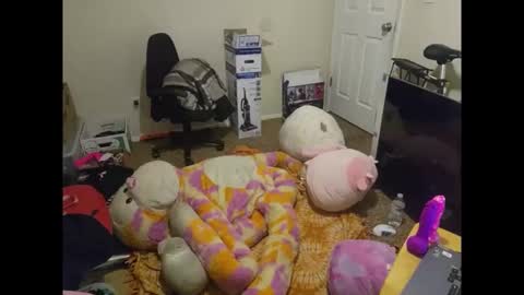 puppygirllovestobeg online show from March 21, 6:52 am