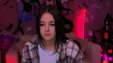 Snapshot of pure_angel1 chatting on October 23, 5:58 pm pure angel1 online show from October 23, 5:58 pm
