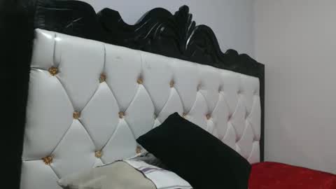 purity8 online show from April 10, 11:26 am