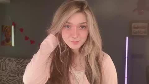 Bella online show from March 24, 5:35 am