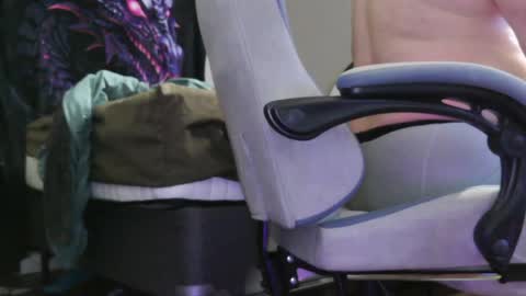 purpledragon7711 online show from April 4, 8:10 am