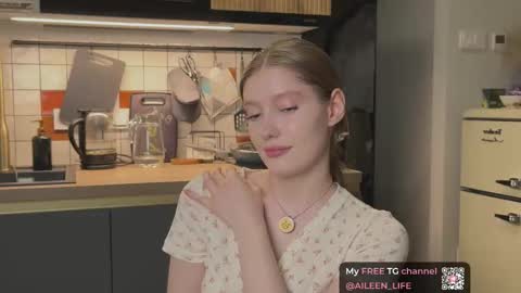 Aileen online show from December 3, 7:14 pm