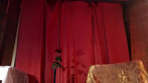 Liza Max online show from March 8, 2:01 am