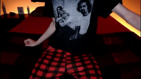 pussylover2182 online show from April 22, 5:58 am