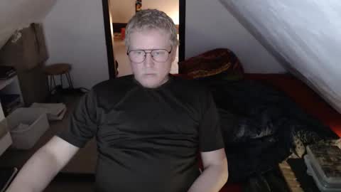 pussylovercb online show from April 17, 2:41 pm