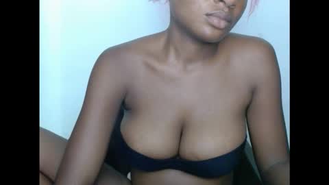 pussyxwetx online show from November 7, 9:28 pm