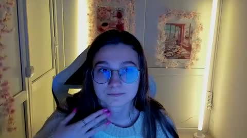 Amelie online show from April 22, 7:26 am