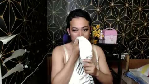 queen_ennah online show from January 19, 11:34 am