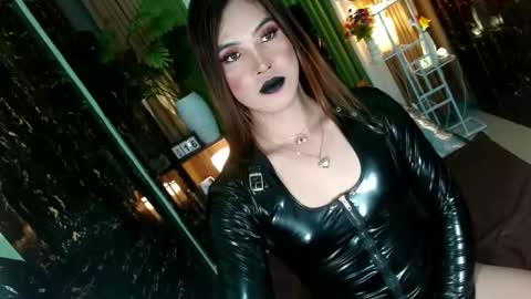 Kendal  online here from 6am-3pm philippine time online show from November 16, 12:51 pm