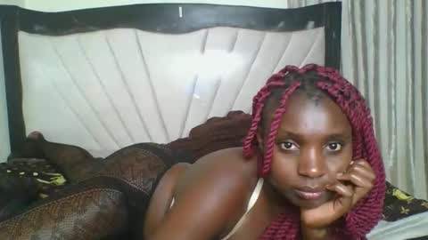 queen online show from March 17, 11:21 pm