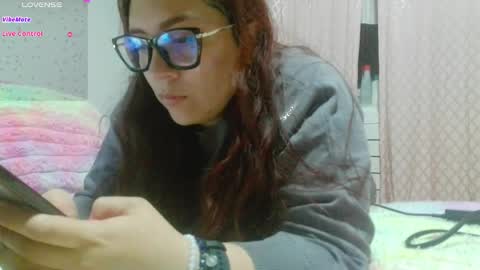 queen_xv online show from March 31, 2:34 am