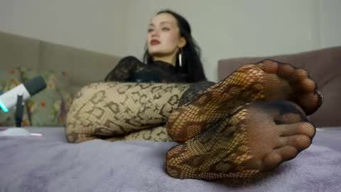 Your world and the universe Aliss online show from April 21, 6:42 am