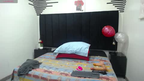 VickyBoobss online show from January 5, 7:28 pm