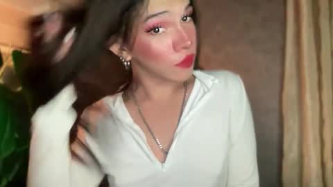 QUEEN online show from April 4, 2:07 am