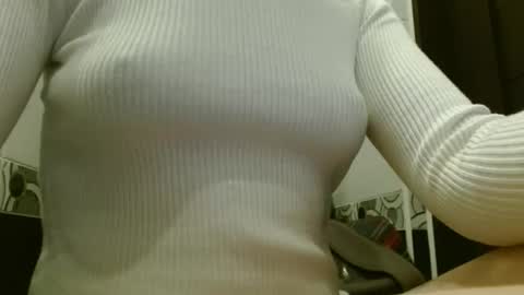 queenoftenderness online show from March 1, 9:19 pm