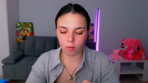 Patricia online show from November 5, 5:26 pm