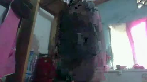 queen online show from December 26, 10:16 am