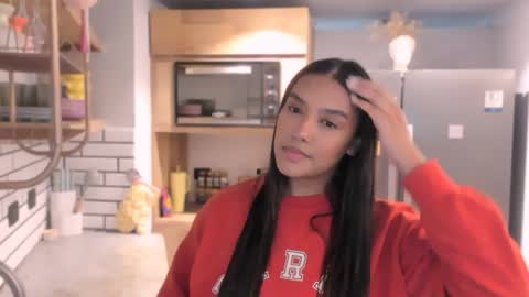 Val  -  online show from January 4, 1:42 am