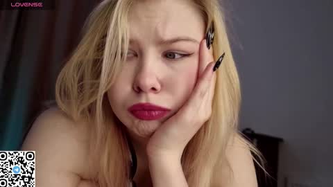 Tate online show from March 25, 6:42 am