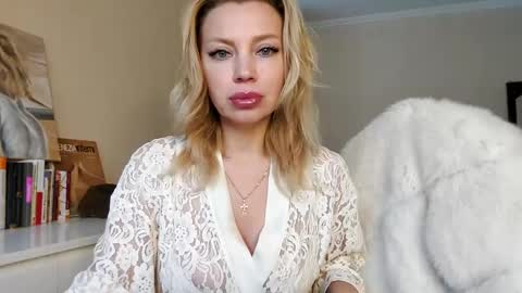 qurli24 online show from March 3, 12:28 pm