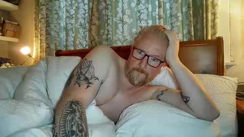 r_o_h_a_n online show from November 19, 9:52 am