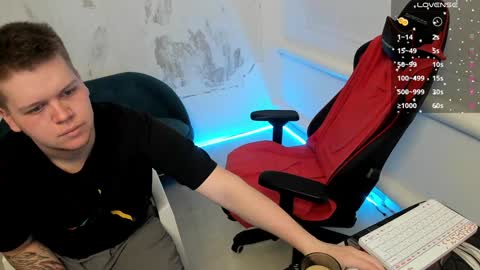 Nikita online show from December 12, 7:30 am