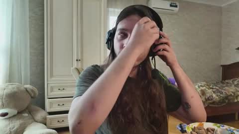 rabbitboyy online show from September 16, 8:50 am