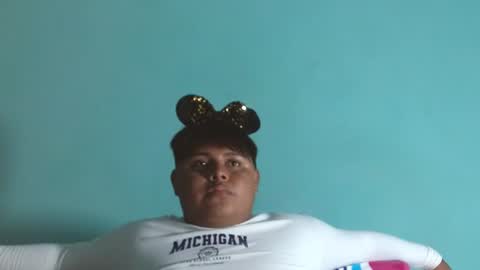rabbitplayb0y19 online show from July 25, 7:17 am