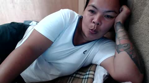 chubby milf online show from January 3, 6:44 am