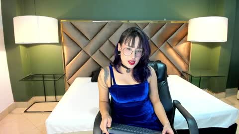  Rachel  online show from April 1, 8:50 pm