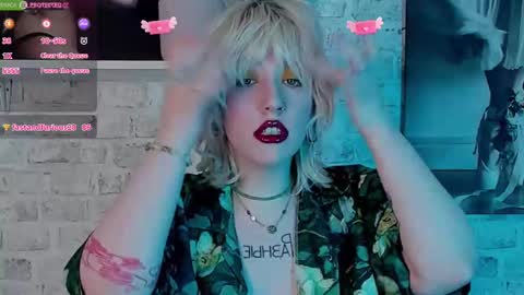 Snapshot of rachelcart chatting on February 28, 6:43 am RachelCart online show from February 28, 6:43 am