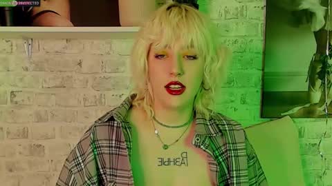 Snapshot of rachelcart chatting on March 1, 4:15 am RachelCart online show from March 1, 4:15 am