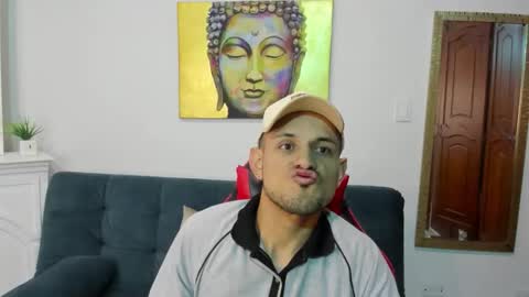 rachell_jacob online show from April 19, 11:33 am