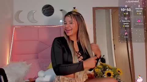 Snapshot of rajjnar_nina chatting on March 11, 1:48 am  Nina  online show from March 11, 1:48 am