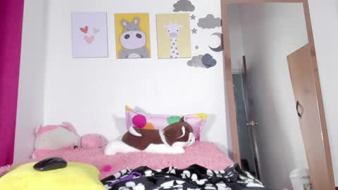 Snapshot of rajjnar_nina chatting on January 7, 11:56 pm  Nina  online show from January 7, 11:56 pm