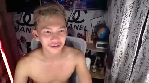 ralfhuge24 online show from April 17, 11:45 am