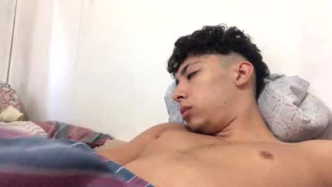 ramiroo2312 online show from February 16, 9:59 pm