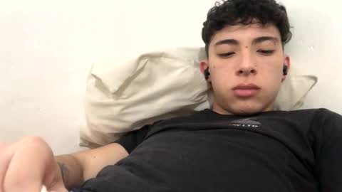 ramiroo2312 online show from November 14, 2:03 am